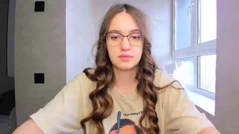 fancy bunny online show from 02/17/25, 06:42