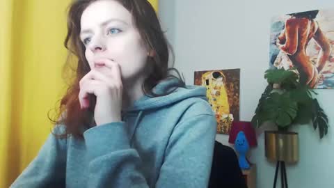 Nadine online show from 12/04/24, 06:22