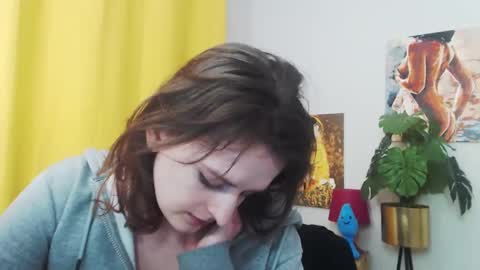 Nadine online show from 12/04/24, 09:29