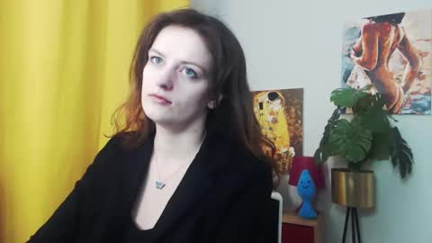 Nadine online show from 12/17/24, 06:24