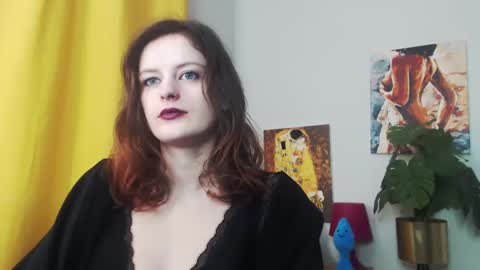 Nadine online show from 12/21/24, 07:45