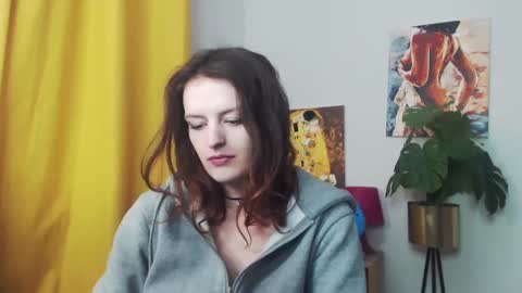 Nadine online show from 01/10/25, 06:20