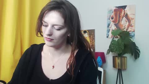 Nadine online show from 01/13/25, 09:19