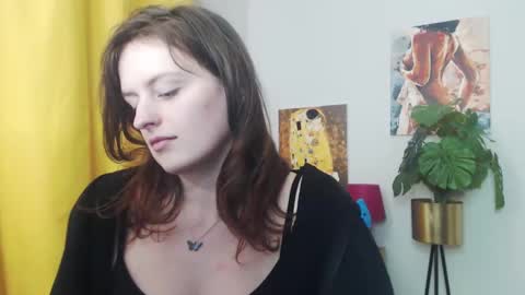 Nadine online show from 01/15/25, 12:25