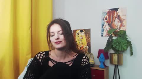 Nadine online show from 01/18/25, 11:00