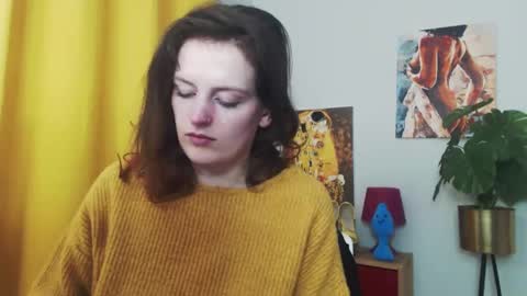 Nadine online show from 01/21/25, 12:29