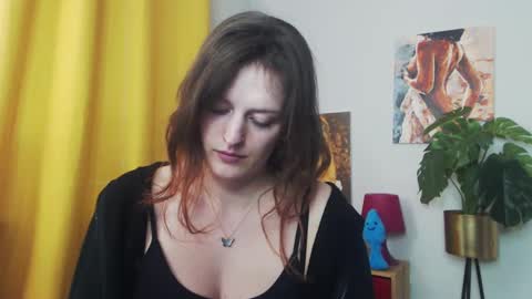 Nadine online show from 01/22/25, 12:27