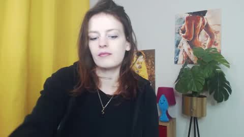 Nadine online show from 02/14/25, 06:23