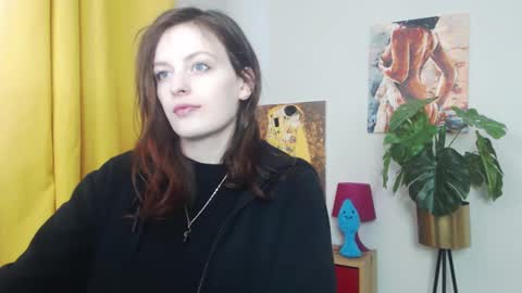 Nadine online show from 02/21/25, 06:18