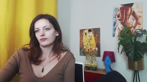 Nadine online show from 02/24/25, 09:21