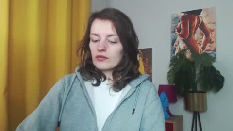 Nadine online show from 10/01/25, 04:40