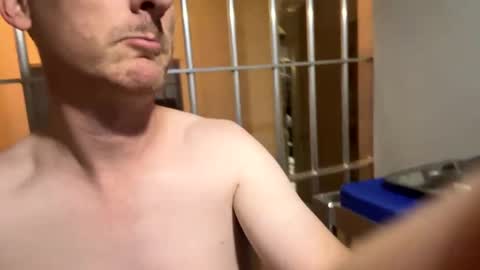 Inmate 001400 online show from 12/28/24, 10:47