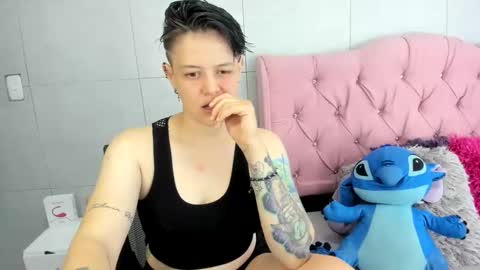 FANNY online show from 11/11/25, 02:00