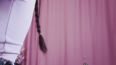 Kim online show from 01/28/25, 07:10