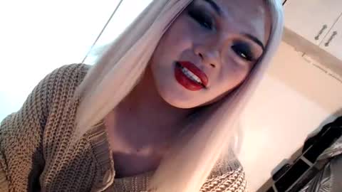 Snapshot of fantasticcock69_daniella chatting on 07/11/26, 03:59 DANIELLA - DONT FORGET TO GIVE ME A THUMBSU UP online show from 07/11/26, 03:59