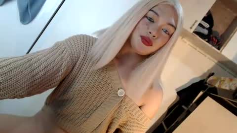 Snapshot of fantasticcock69_daniella chatting on 07/25/26, 11:02 DANIELLA - DONT FORGET TO GIVE ME A THUMBSU UP online show from 07/25/26, 11:02
