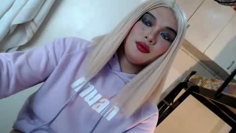 Snapshot of fantasticcock69_daniella chatting on 07/29/26, 02:21 DANIELLA - DONT FORGET TO GIVE ME A THUMBSU UP online show from 07/29/26, 02:21