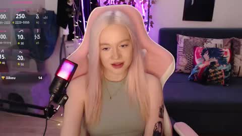 Snapshot of fantasy_lisa chatting on 01/10/26, 01:51 Lisa online show from 01/10/26, 01:51