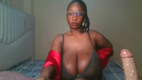 Snapshot of fantasymelons1 chatting on 04/05/26, 05:37 Fantasy melons online show from 04/05/26, 05:37