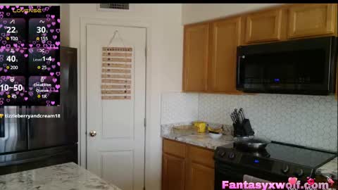 Snapshot of fantasyxwolf chatting on 03/04/25, 10:27 River online show from 03/04/25, 10:27