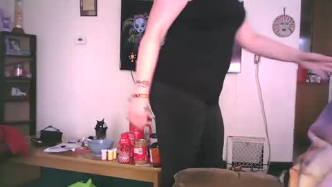 Scarlett online show from 12/22/24, 05:32