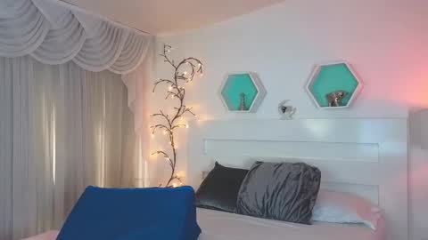 Farah online show from 11/15/25, 12:13