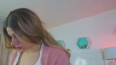 Farah online show from 11/20/25, 12:05