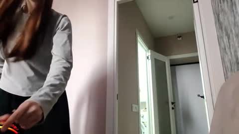 Anna Scovich online show from 10/05/25, 10:13