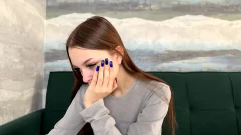 Anna Scovich online show from 12/14/25, 11:04