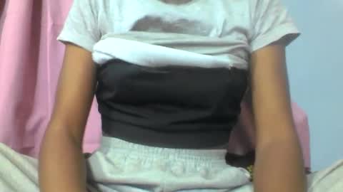 farantsaaly1 online show from 09/25/25, 09:57