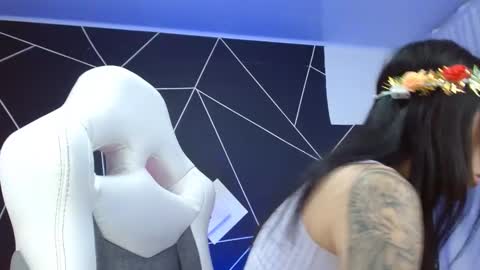 Snapshot of farichell chatting on 12/08/24, 12:18 fari online show from 12/08/24, 12:18