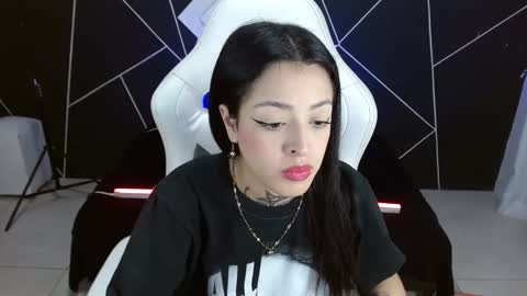 Snapshot of farichell chatting on 02/10/25, 09:36 fari online show from 02/10/25, 09:36