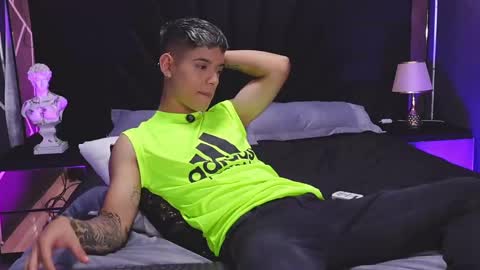 farid_jake_ online show from 01/07/25, 07:28