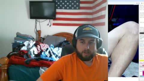 Snapshot of farmboy2398 chatting on 02/26/26, 02:27 farmboy2398 online show from 02/26/26, 02:27