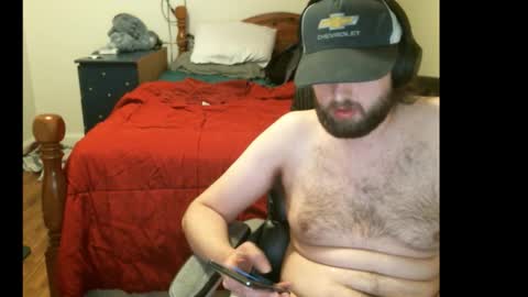 Snapshot of farmboy2398 chatting on 03/01/26, 11:07 farmboy2398 online show from 03/01/26, 11:07