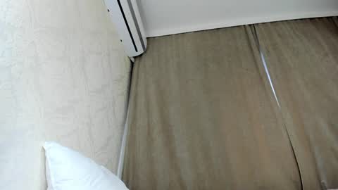 Snapshot of farradayy chatting on 12/01/25, 02:22 call me Farradayy online show from 12/01/25, 02:22