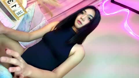 Farrah Zarake online show from 12/13/25, 08:47