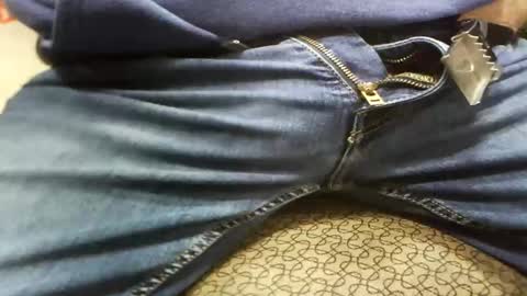 Snapshot of fastman111 chatting on 12/01/24, 05:13 fastman111 online show from 12/01/24, 05:13