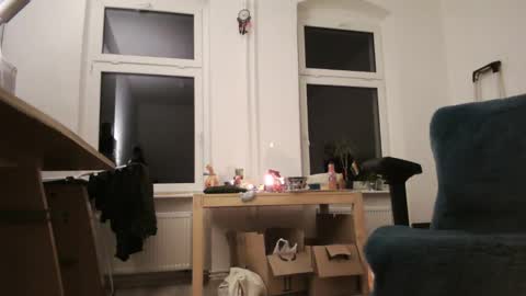 Snapshot of fat_bubble chatting on 10/03/25, 05:54 Fat Bernd online show from 10/03/25, 05:54