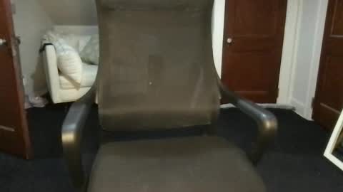 Fatassissy online show from 12/19/25, 02:40