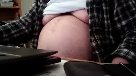 Snapshot of fatbellyitalian3 chatting on 11/22/25, 09:47 fatbellyitalian3 online show from 11/22/25, 09:47