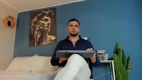 Snapshot of fatdick_1 chatting on 02/19/25, 08:10 M A T T E O online show from 02/19/25, 08:10