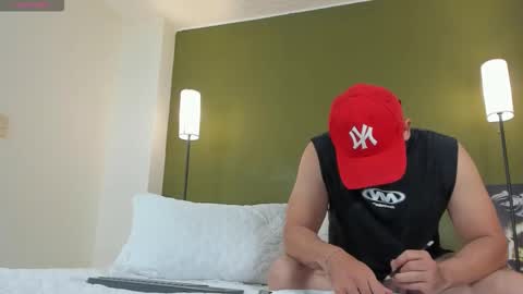 Snapshot of fatdick_1 chatting on 10/28/25, 08:22 M A T T E O online show from 10/28/25, 08:22