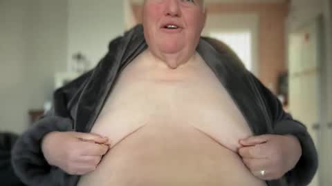 Snapshot of fatslutcutey chatting on 12/30/24, 09:16 fatslutcutey online show from 12/30/24, 09:16