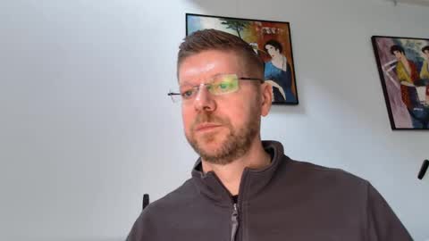 Snapshot of fattenmenow chatting on 12/04/24, 02:04 fattenmenow online show from 12/04/24, 02:04