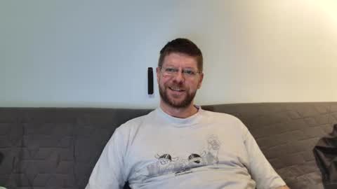 Snapshot of fattenmenow chatting on 02/21/25, 07:10 fattenmenow online show from 02/21/25, 07:10