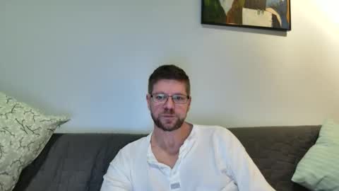 Snapshot of fattenmenow chatting on 10/28/25, 05:48 fattenmenow online show from 10/28/25, 05:48