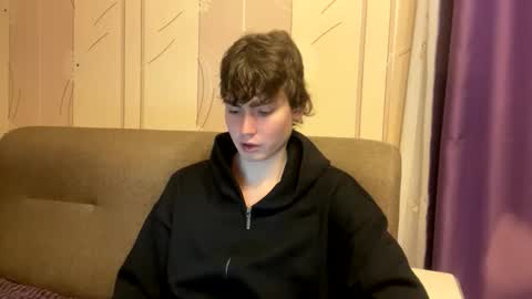 Faust online show from 11/03/25, 01:45