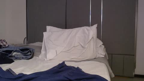 FAUSTO online show from 12/08/24, 06:33