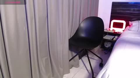 FAUSTO online show from 11/30/25, 05:17